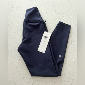 ALO YOGA  7/8 High-waist airlift legging in Dark Navy XXS